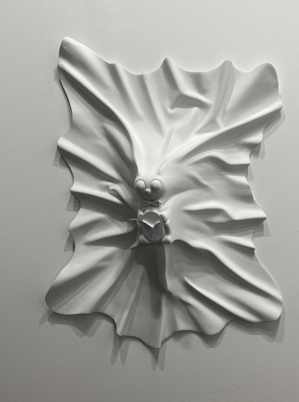 VEILED CAT CLOCK